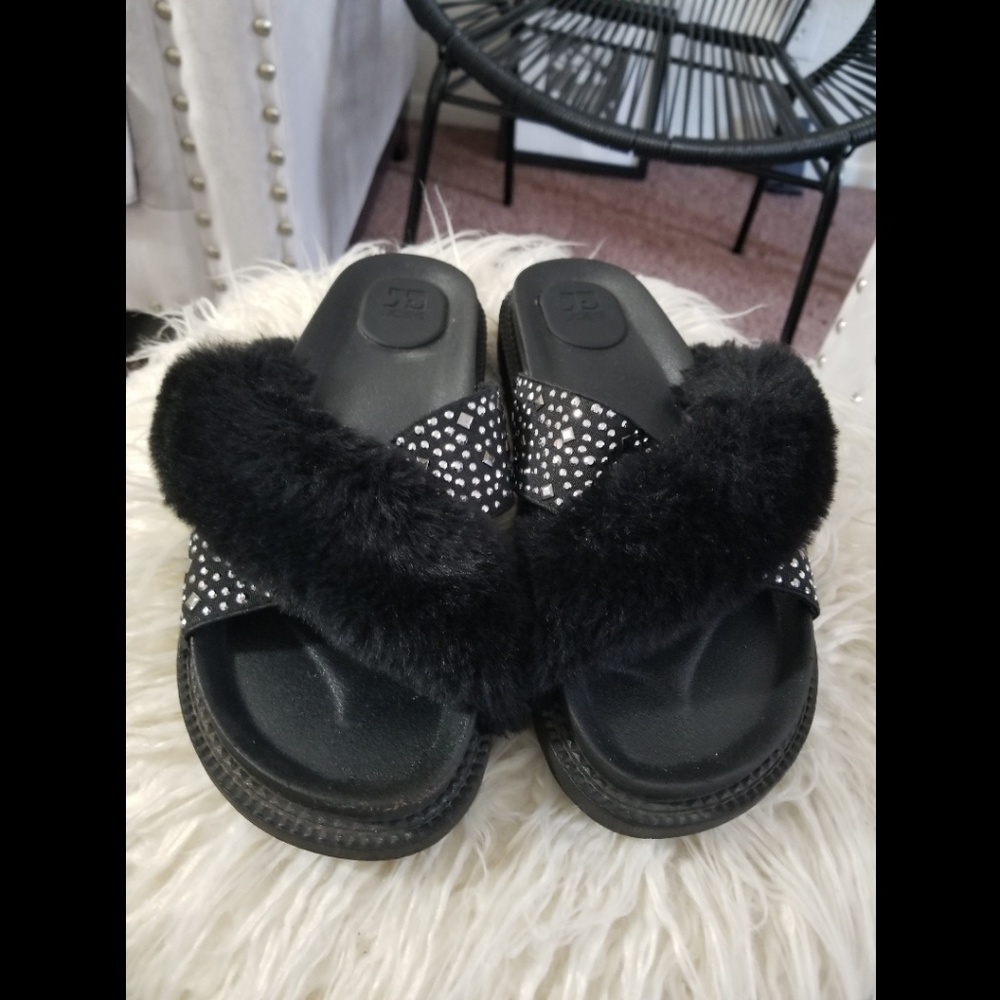 Joe's Jeans slippers